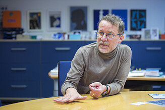 csm_max-planck-institut-bildmaterial-direktor-prof-dr-axel-boersch-supan-demonstration_d76a57e3e0 csm_max-planck-institut-bildmaterial-direktor-prof-dr-axel-boersch-supan-demonstration_d76a57e3e0